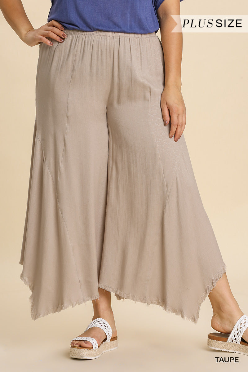 Curvy Things To Do Frayed Hem Pants, Taupe
