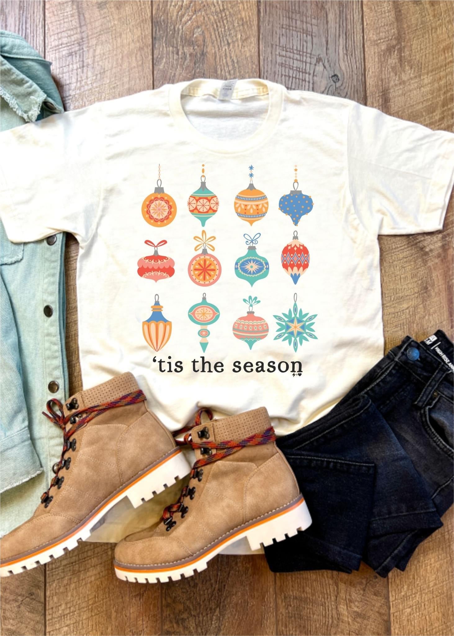 boutique shopping pensacola tis the season ornament tee graphic t-shirt top christmas holiday seasonal festive